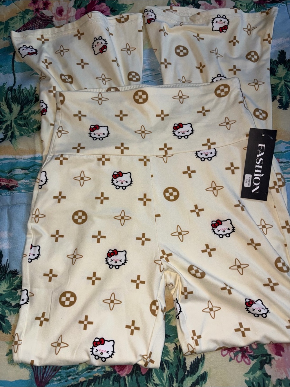 Cream Hello Kitty Print Pajama Leggings